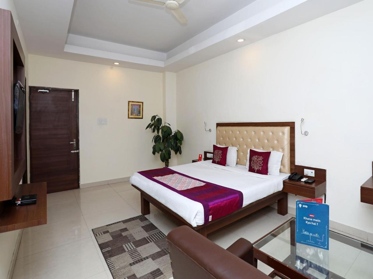 Oyo 680 Hotel Ranjana Heritage Lucknow Exterior foto