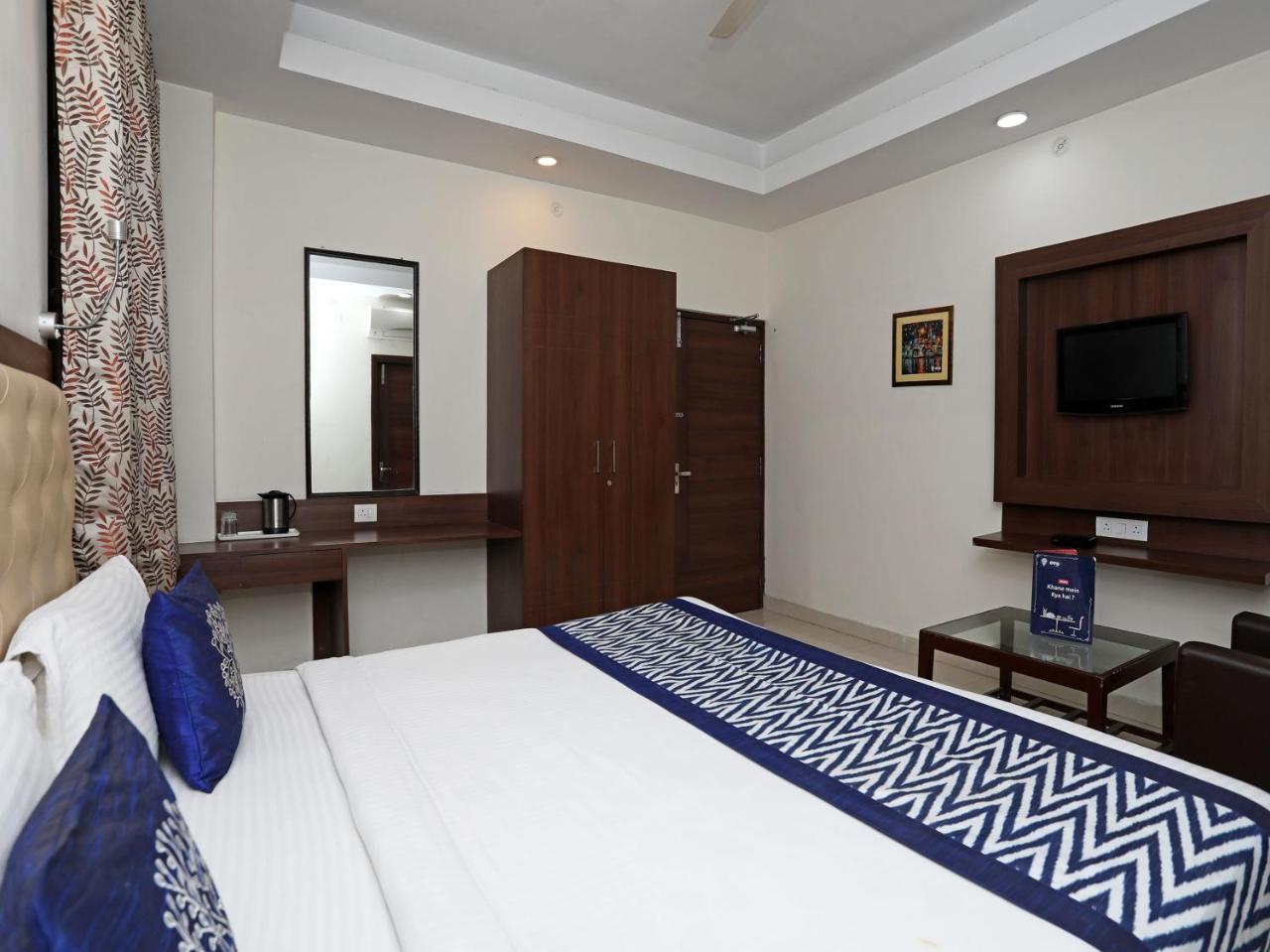 Oyo 680 Hotel Ranjana Heritage Lucknow Exterior foto