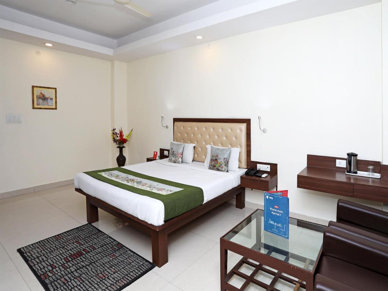 Oyo 680 Hotel Ranjana Heritage Lucknow Exterior foto